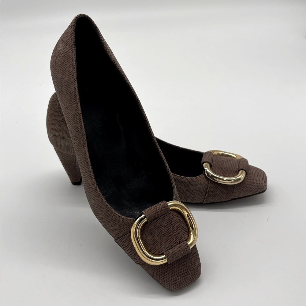 STUART WEITZMAN The Tube Haze Goose Bump Nappa Leather Pumps with Gold Buckle